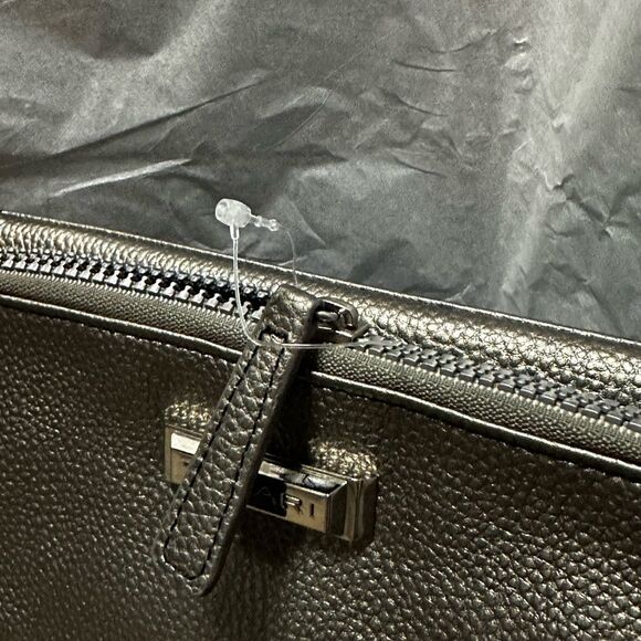 Tahari Metallic Pewter Zip-Around Clutch Wallet – Like New - Picture 5 of 6
